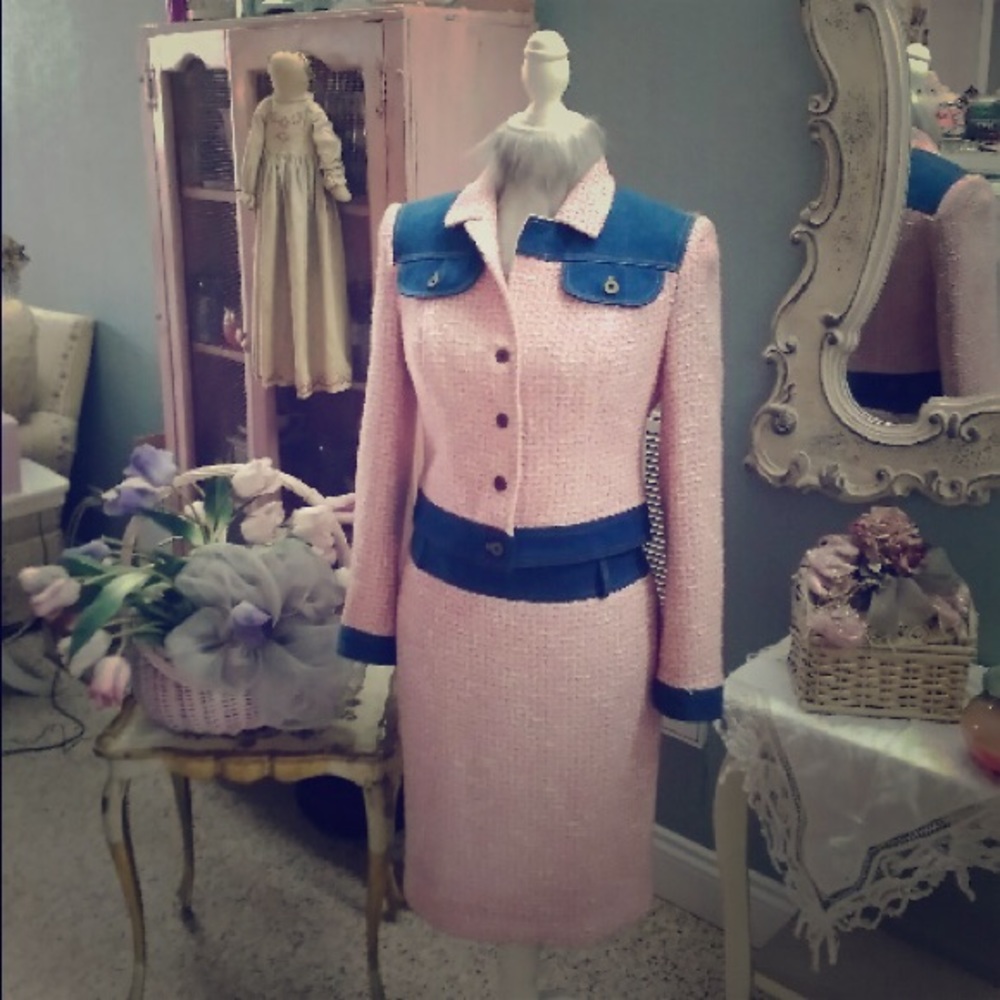 Moda International Skirt and jacket set